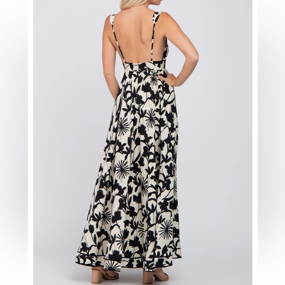 Aakaa Ballagio Black Floral Deep Plunge Maxi Dress - Picture 6 of 15